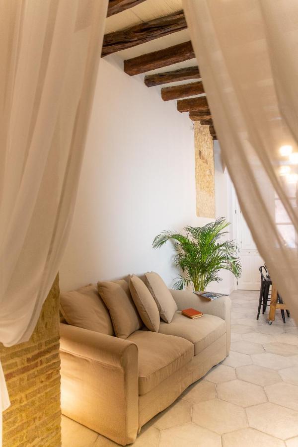 Arc Home Каляри Екстериор снимка